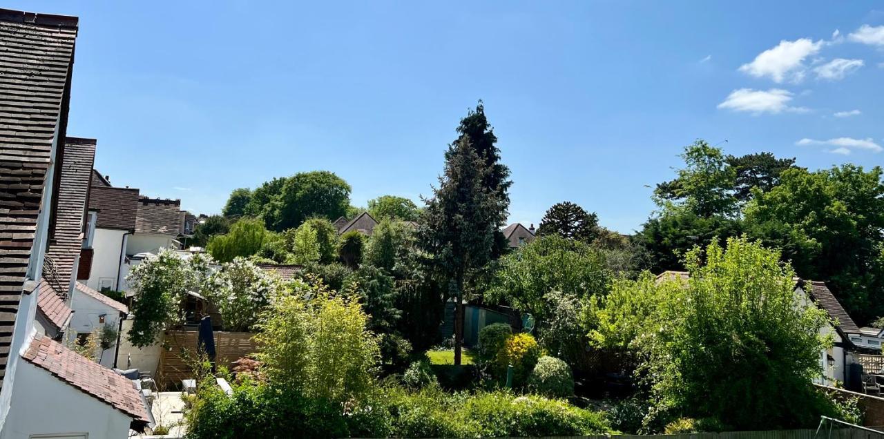 Beddington Park Lodge East ウォリントン エクステリア 写真