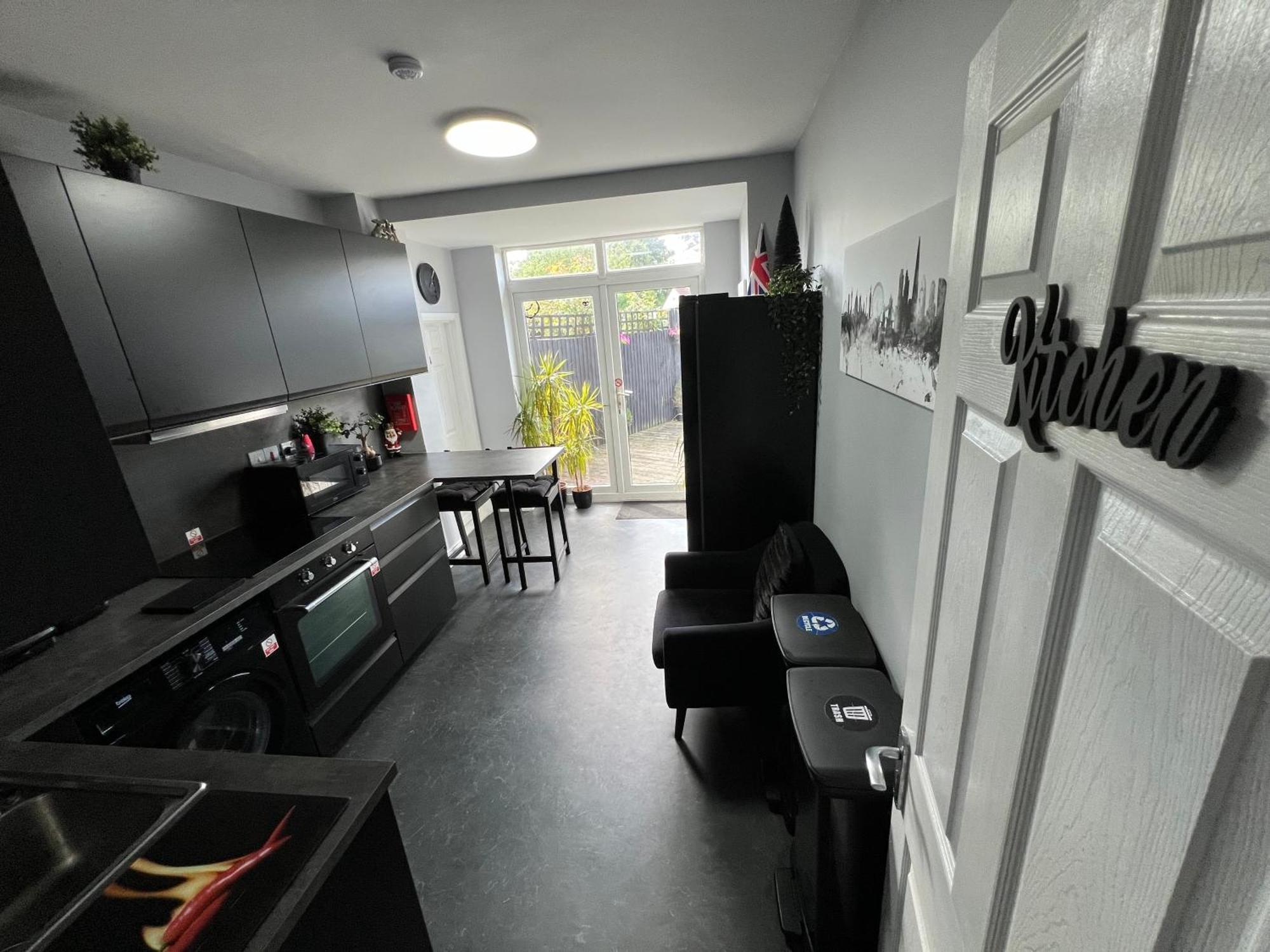 Beddington Park Lodge East ウォリントン エクステリア 写真